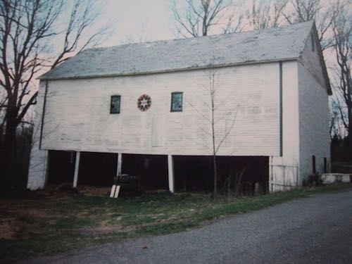 old-barn-001