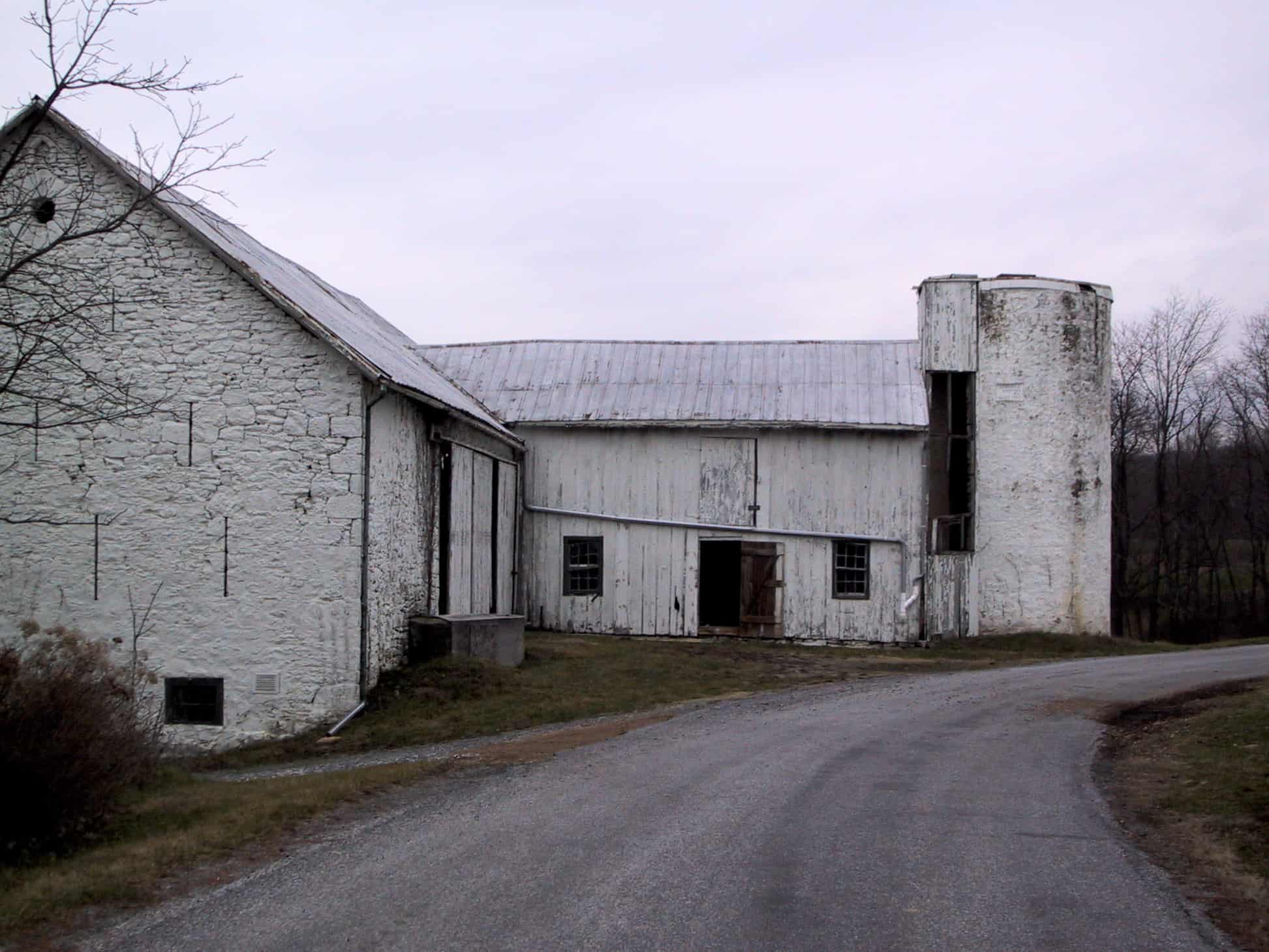 Barn before restoration at Crow's Nest Preserve. 